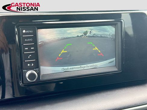 Used 2025 Nissan Kicks S FWD image 15