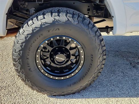 Used 2020 Ford F250 XLT w/ Tremor Off-Road Package image 8