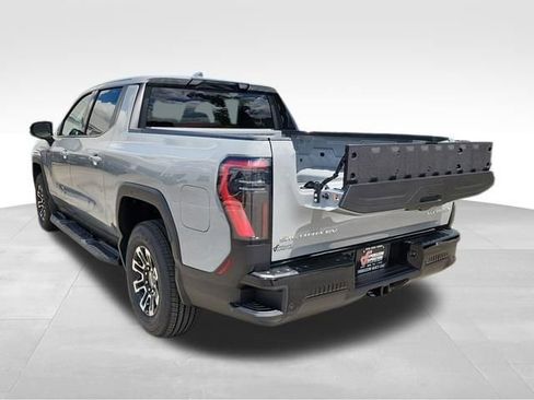 New 2026 GMC Sierra EV Elevation image 7