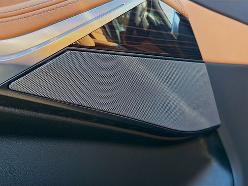 New 2026 BMW X5 sDrive40i w/ M Sport Package image 24