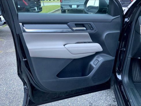 New 2026 GMC Terrain Elevation w/ Elevation Premium Package image 10