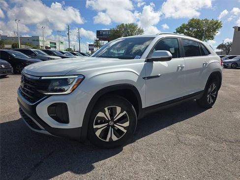 New 2026 Volkswagen Atlas Cross Sport SE image 25