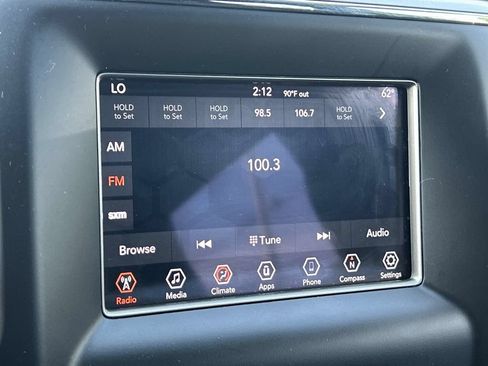 Used 2020 Jeep Grand Cherokee Laredo AWD/4WD image 28