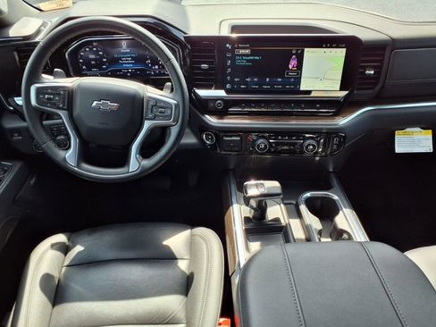 Used 2024 Chevrolet Silverado 1500 RST w/ Convenience Package II AWD/4WD image 12