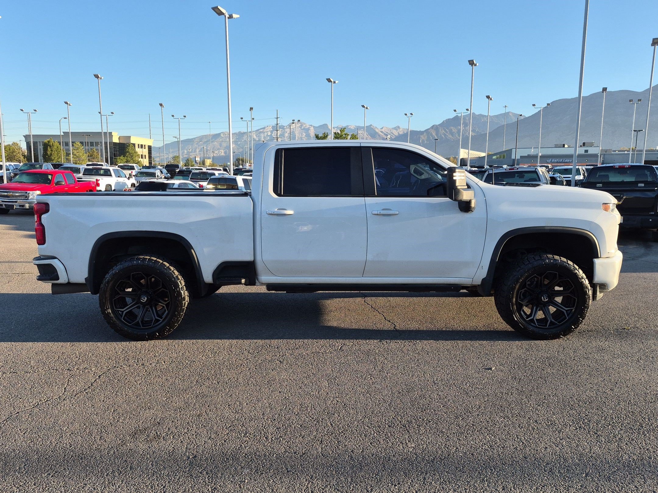 Used 2020 Chevrolet Silverado 3500 LT w/ Convenience Package AWD/4WD image 2