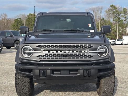 Used 2025 Ford Bronco Badlands image 8