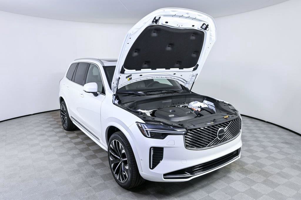 New 2026 Volvo XC90 T8 Plus w/ Protection Package Premier AWD/4WD image 35