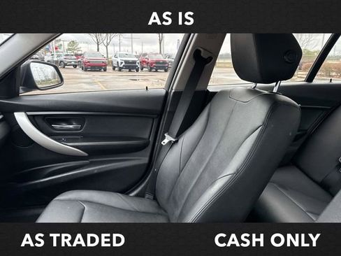 Used 2016 BMW 320i Sedan image 16