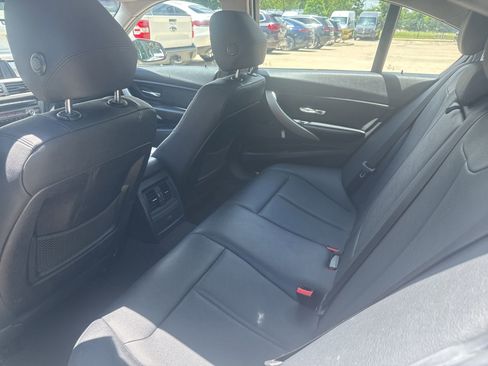 Used 2015 BMW 320i Sedan RWD image 10