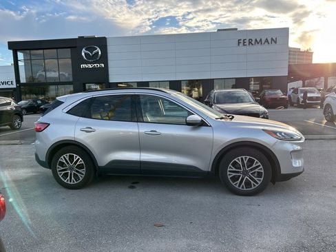 Used 2020 Ford Escape SEL image 8