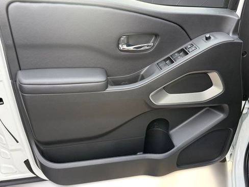 New 2026 Nissan Frontier SV w/ Tow Package image 11