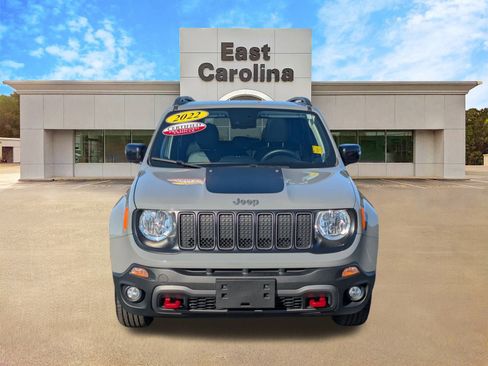 Certified 2022 Jeep Renegade Trailhawk w/ Sun/Sound Group image 8