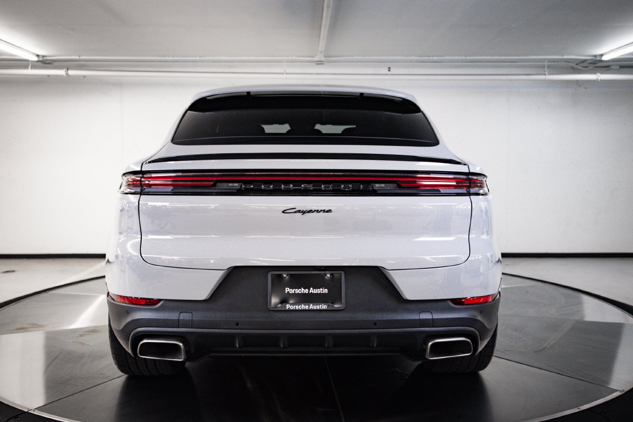 Certified 2026 Porsche Cayenne Coupe AWD/4WD image 6