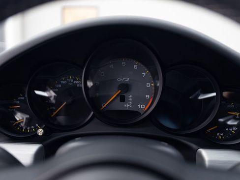 Used 2018 Porsche 911 GT3 image 38