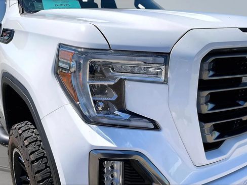 Used 2019 GMC Sierra 1500 AT4 w/ Off Road Performance Package AWD/4WD image 36