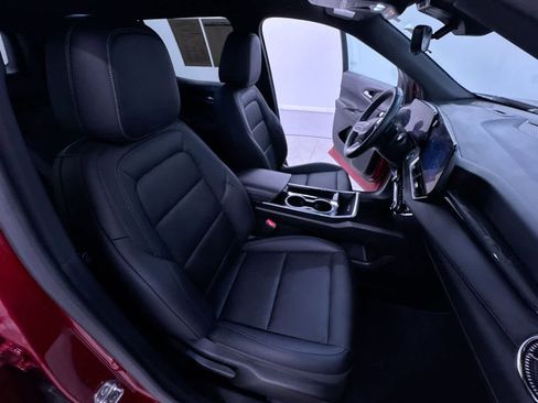 Used 2025 Chevrolet Equinox LT w/ Convenience Package II FWD image 36