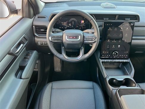 New 2026 GMC Terrain AT4 w/ Convenience Package III image 16