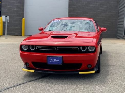 Used 2023 Dodge Challenger R/T w/ Plus Package RWD image 4