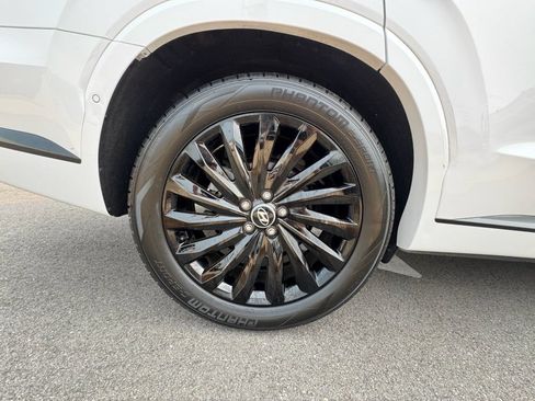 Used 2025 Hyundai Palisade Calligraphy AWD/4WD image 10