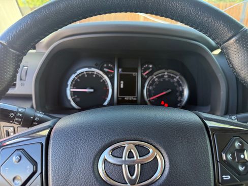 Used 2023 Toyota 4Runner TRD Pro AWD/4WD image 10