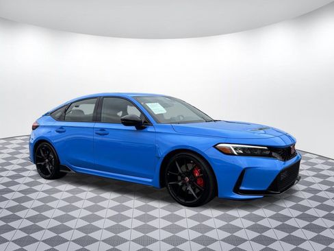 Used 2025 Honda Civic Type R image 3