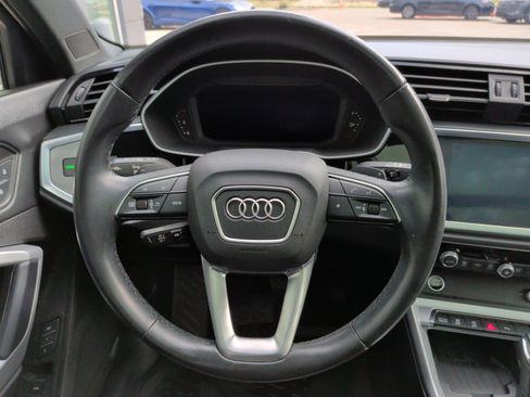 Certified 2022 Audi Q3 2.0T Premium Plus w/ Premium Plus Package image 18