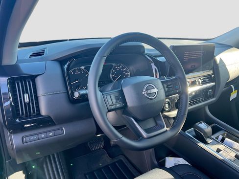 New 2026 Nissan Pathfinder SV image 9