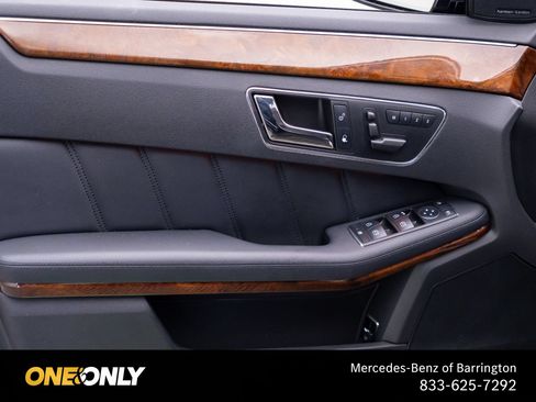 Used 2011 Mercedes-Benz E 550 4MATIC Sedan image 10