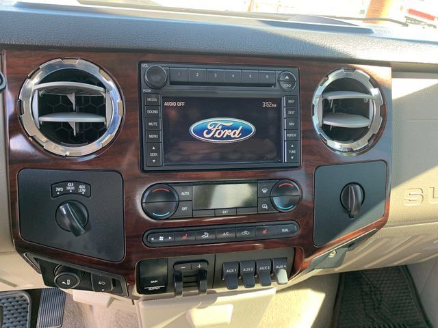 Used 2008 Ford F350 4x4 Crew Cab DRW Super Duty image 26