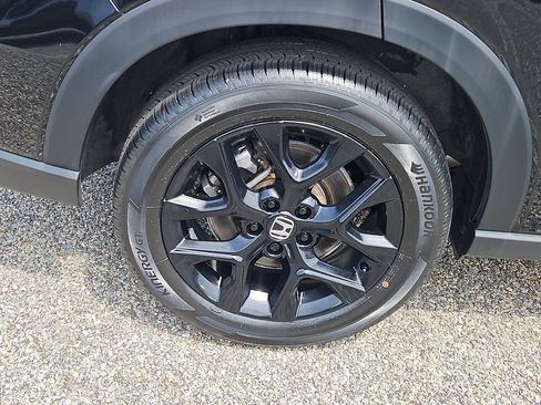 Certified 2024 Honda HR-V Sport image 9