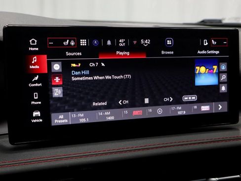 Used 2024 Dodge Hornet R/T w/ R/T Blacktop Package AWD/4WD image 3