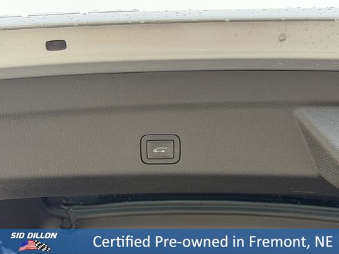Certified 2024 GMC Yukon XL Denali Ultimate AWD/4WD image 6