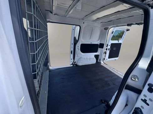 Used 2017 Nissan NV200 SV w/ Back Door Glass Package FWD image 10