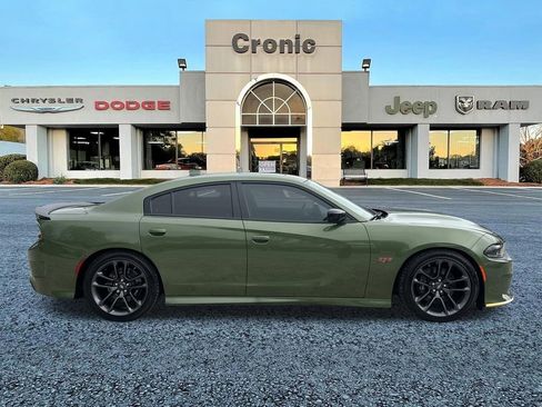 Used 2023 Dodge Charger Scat Pack w/ Plus Group image 2