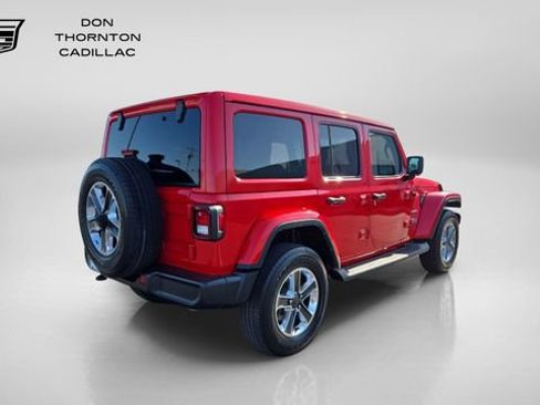 Used 2022 Jeep Wrangler Unlimited Sahara AWD/4WD image 5