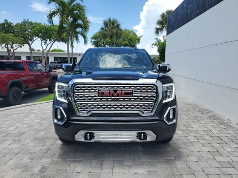 Used 2021 GMC Sierra 1500 Denali w/ Technology Package RWD image 2
