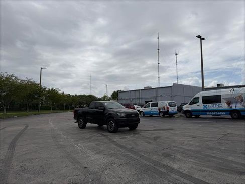 Used 2021 Ford Ranger XL image 9