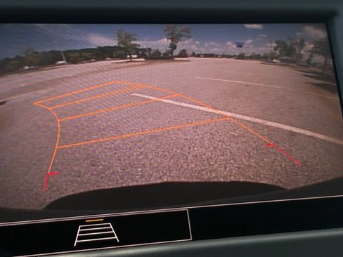 Used 2024 Chevrolet Equinox LS w/ LS Convenience Package FWD image 17