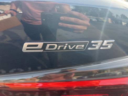 Used 2023 BMW i4 eDrive35 image 6