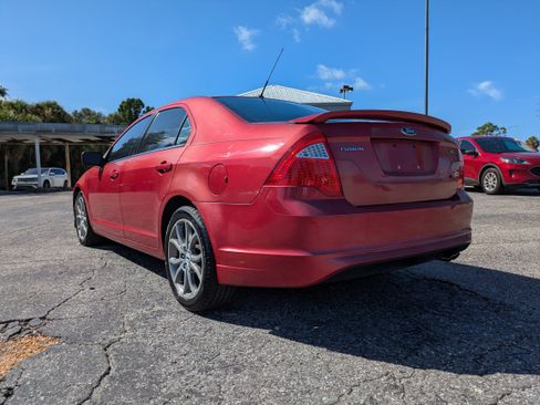 Used 2010 Ford Fusion SE FWD image 6