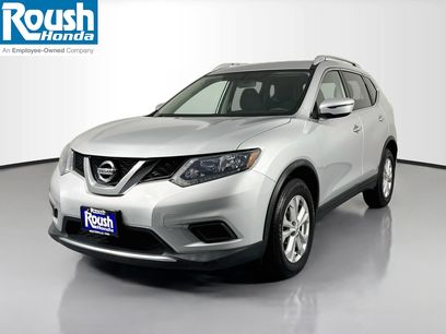 Used 2016 Nissan Rogue SV