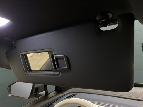 Used 2023 Volkswagen ID.4 Pro S image 54