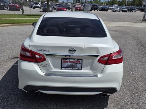 Used 2016 Nissan Altima 2.5 S w/ Power Driver Seat Package FWD image 3