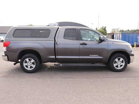 Used 2011 Toyota Tundra 2WD Double Cab w/ Tow Pkg image 4