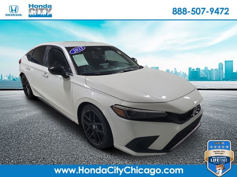 Used 2023 Honda Civic Sport image 1