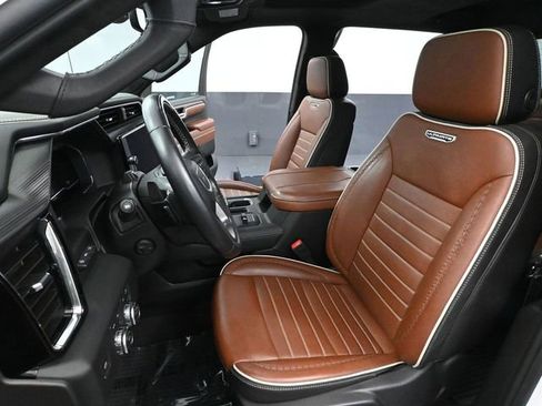 Used 2024 GMC Sierra 1500 Denali Ultimate image 31