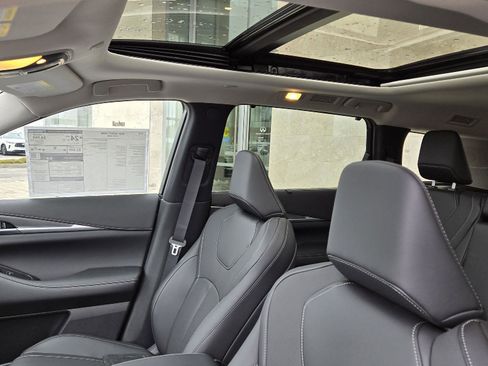 New 2026 INFINITI QX60 Luxe w/ Cargo Package AWD/4WD image 6