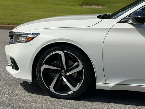 Used 2021 Honda Accord Sport image 8