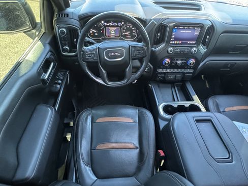Used 2020 GMC Sierra 1500 AT4 w/ AT4 Premium Package image 11