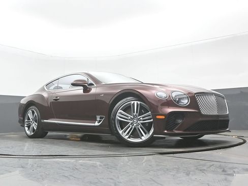 Used 2021 Bentley Continental GT AWD/4WD image 26